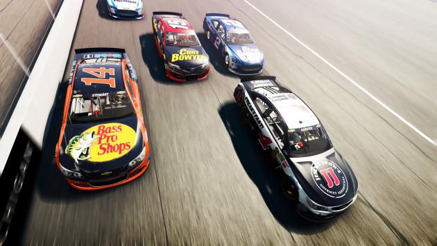 NASCAR 14 test: a game that goes around too much?